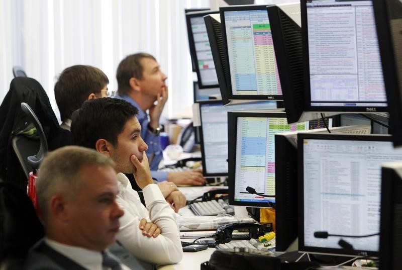 俄罗斯股市收低；截至收盘MOEX Russia Index基本持平